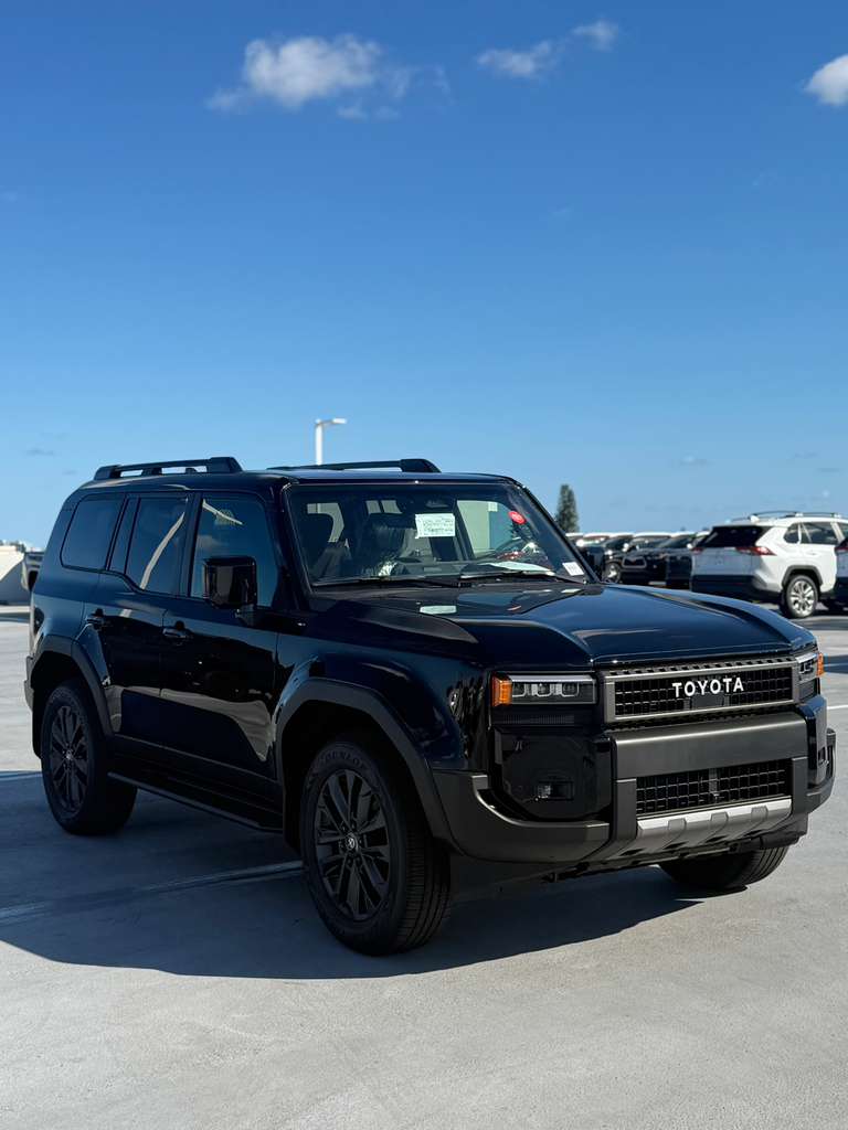 Toyota Land Cruiser Hybrid 2026